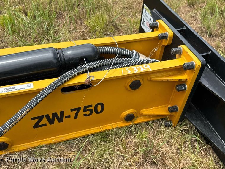 image for item DU9422 2024 Wolverine CB-11-750F skid steer breaker