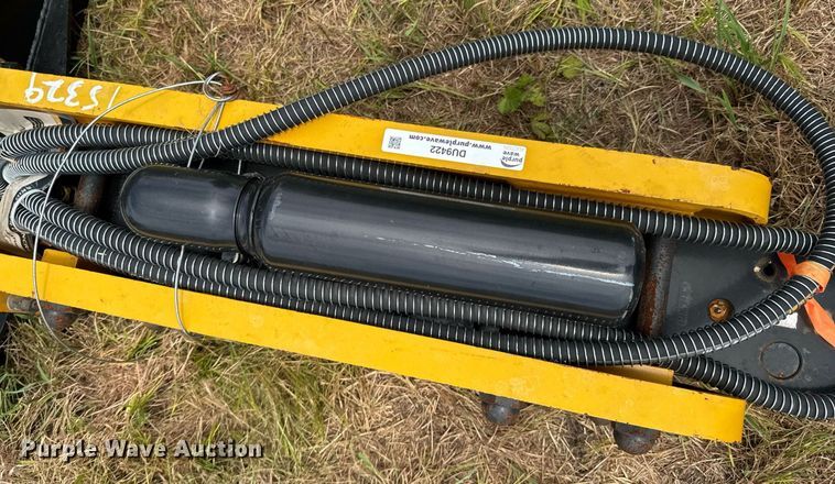 image for item DU9422 2024 Wolverine CB-11-750F skid steer breaker