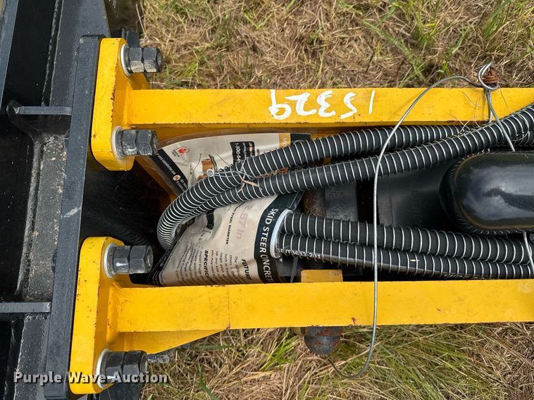 image for item DU9422 2024 Wolverine CB-11-750F skid steer breaker