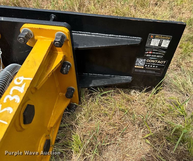 image for item DU9422 2024 Wolverine CB-11-750F skid steer breaker