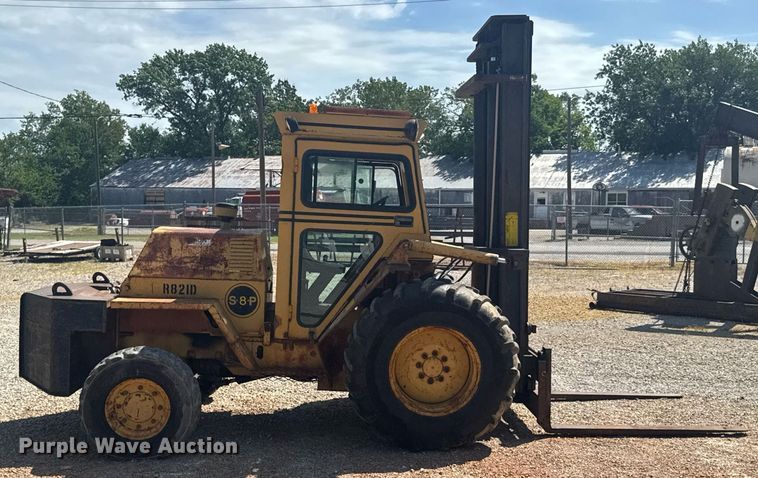 image for item DU9440 1997 Mastercraft S8PFW7 forklift