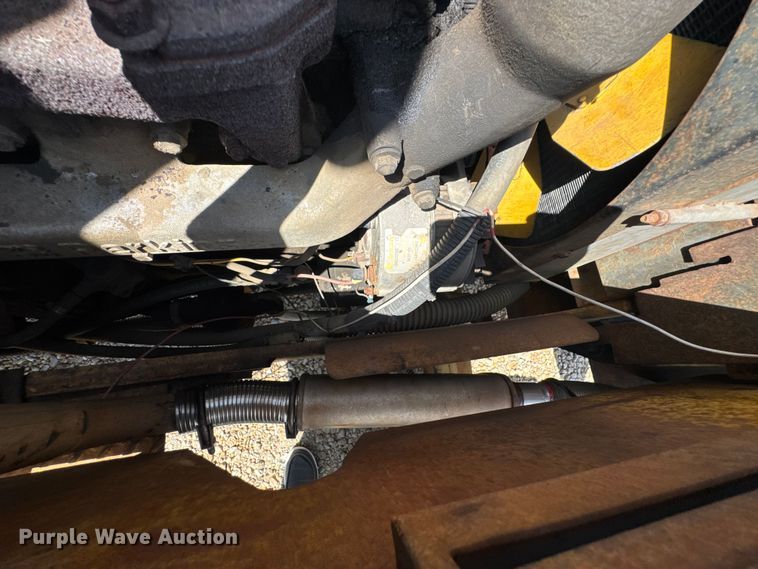 image for item DU9440 1997 Mastercraft S8PFW7 forklift