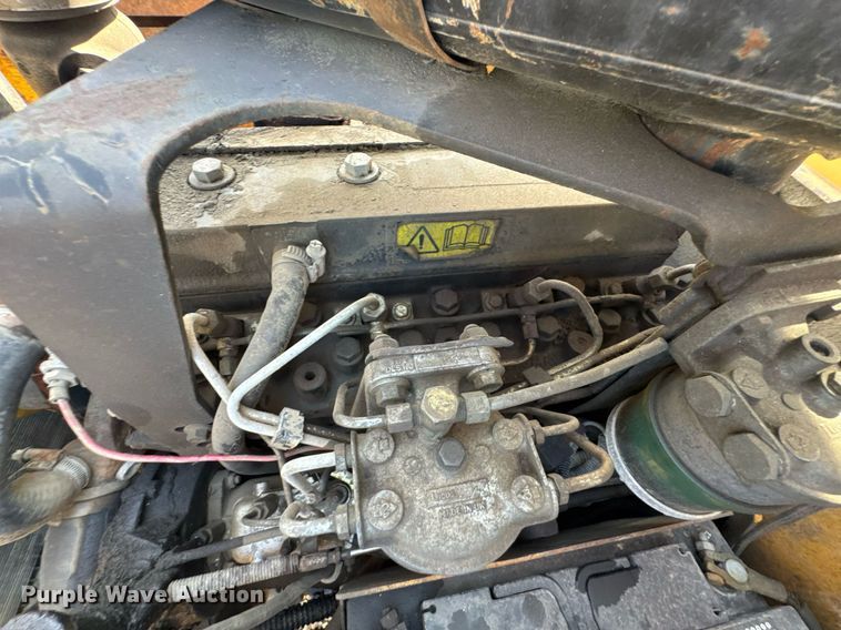 image for item DU9440 1997 Mastercraft S8PFW7 forklift