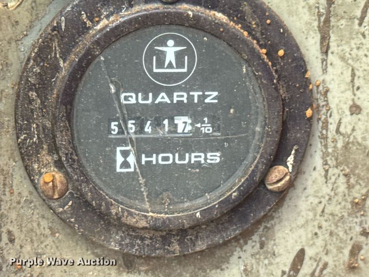 image for item DU9441 2001 JLG 33RTS scissor lift