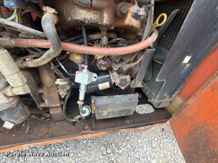 image for item DU9441 2001 JLG 33RTS scissor lift