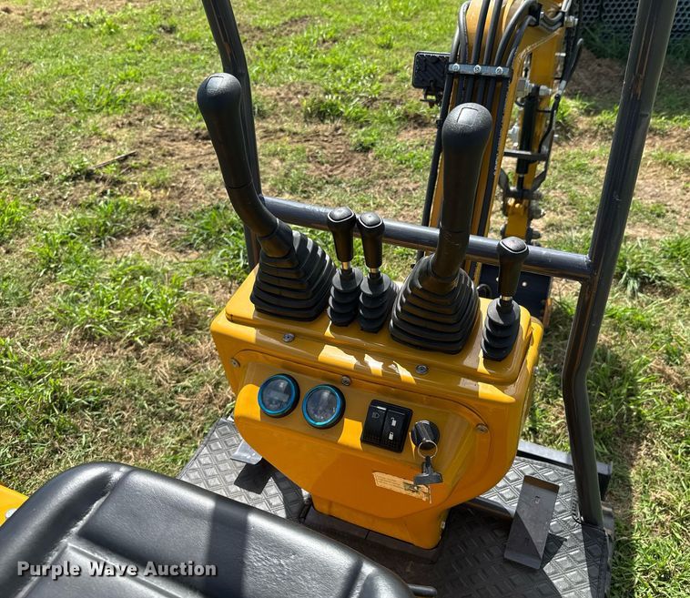 image for item DU9445 2024 AGT DM12-C mini excavator