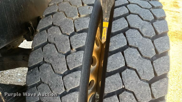 image for item DW3393 2024 Mack Granite GR64F dump truck