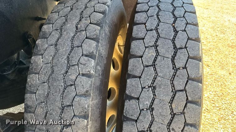 image for item DW3395 2024 Mack Granite GR64F dump truck