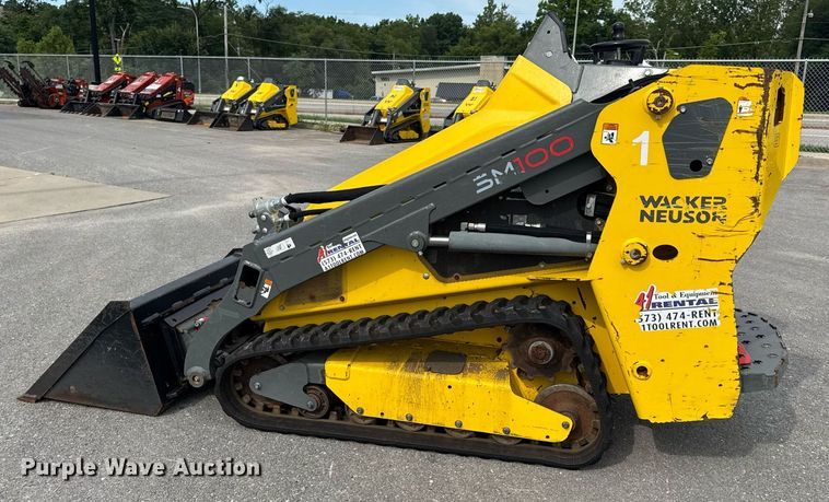 image for item DW3398 2021 Wacker-Neuson SM100 compact utility loader