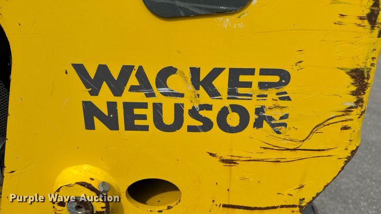 image for item DW3398 2021 Wacker-Neuson SM100 compact utility loader