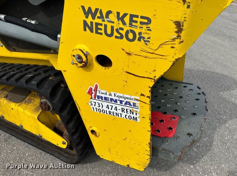 image for item DW3398 2021 Wacker-Neuson SM100 compact utility loader
