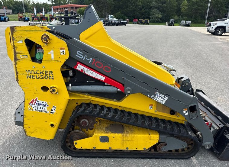 image for item DW3398 2021 Wacker-Neuson SM100 compact utility loader