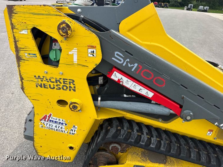 image for item DW3398 2021 Wacker-Neuson SM100 compact utility loader