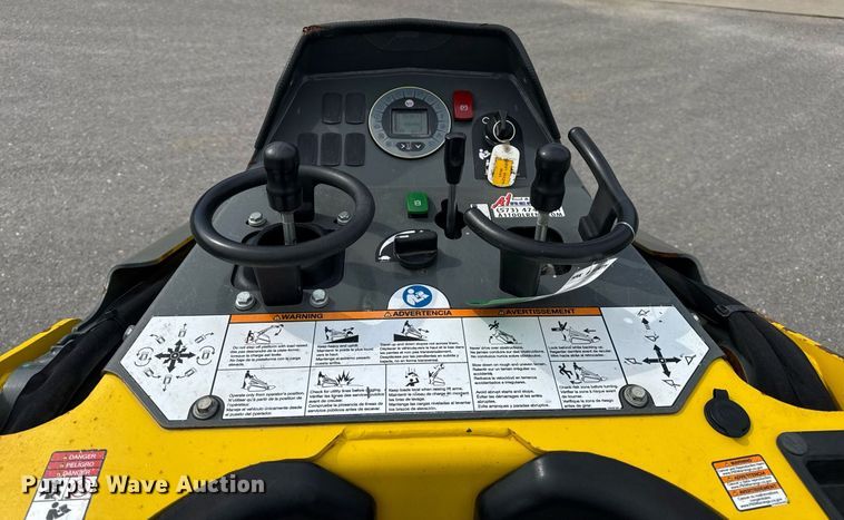 image for item DW3398 2021 Wacker-Neuson SM100 compact utility loader