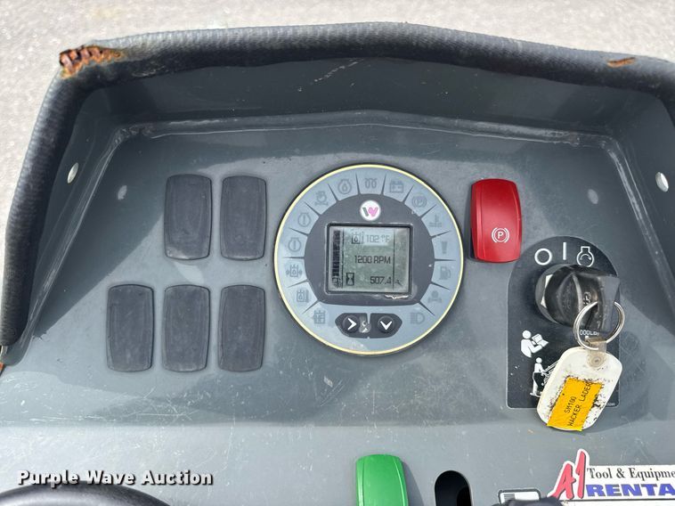 image for item DW3398 2021 Wacker-Neuson SM100 compact utility loader