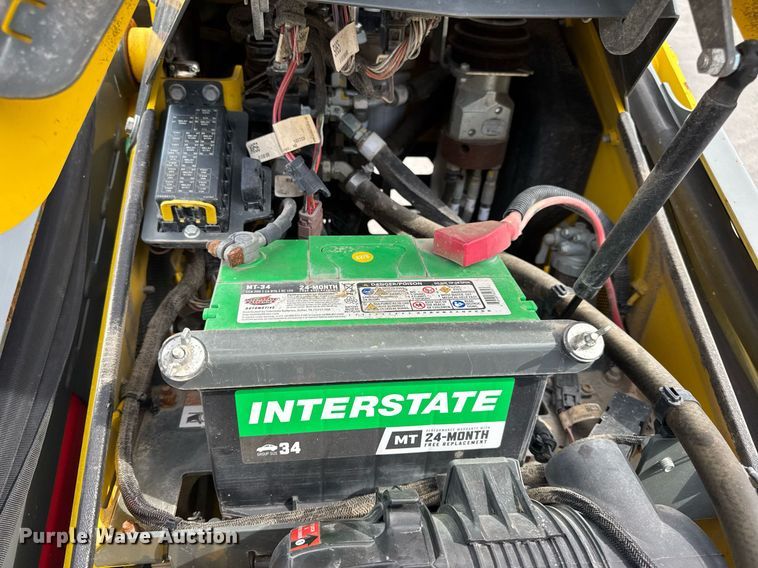 image for item DW3398 2021 Wacker-Neuson SM100 compact utility loader