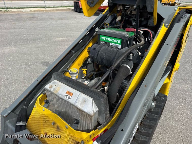 image for item DW3398 2021 Wacker-Neuson SM100 compact utility loader