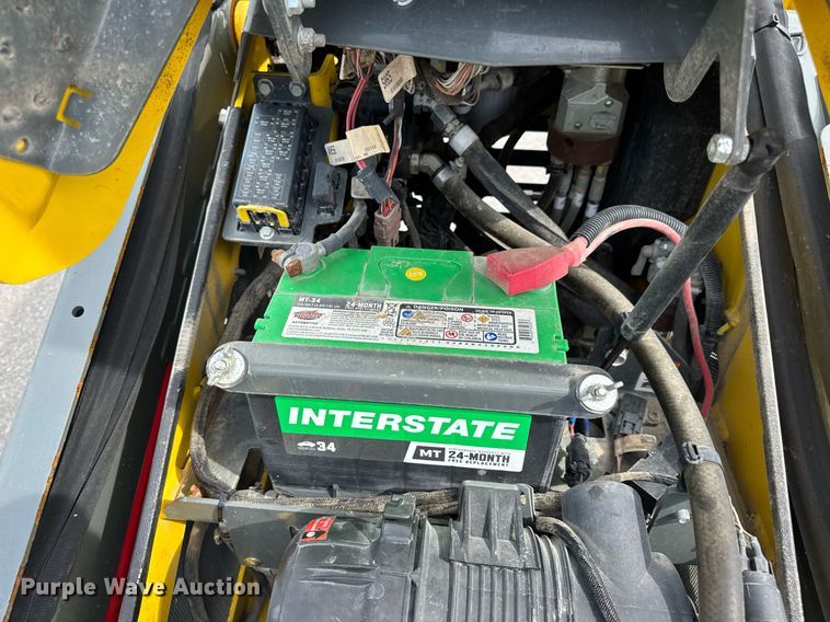 image for item DW3398 2021 Wacker-Neuson SM100 compact utility loader