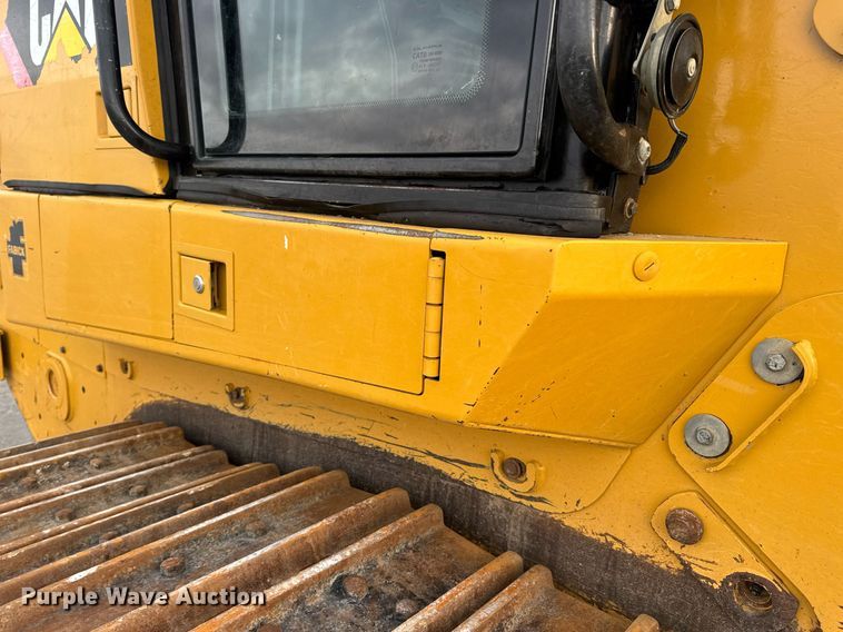 image for item DW3410 2016 Caterpillar 963K track loader