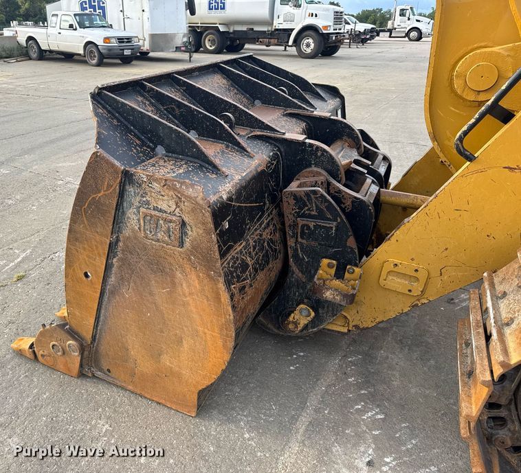 image for item DW3410 2016 Caterpillar 963K track loader