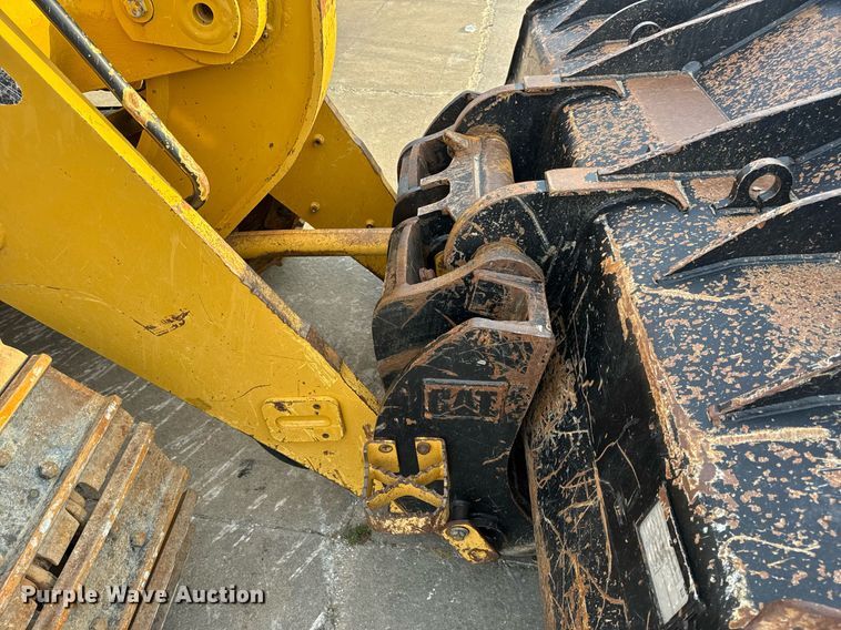 image for item DW3410 2016 Caterpillar 963K track loader