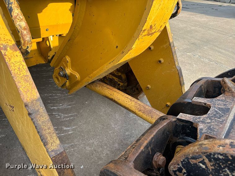 image for item DW3410 2016 Caterpillar 963K track loader