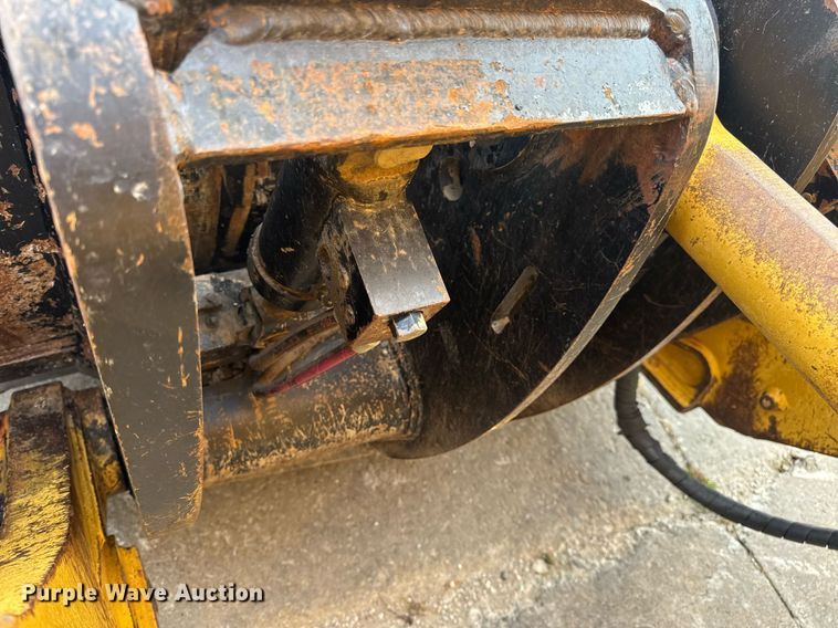 image for item DW3410 2016 Caterpillar 963K track loader