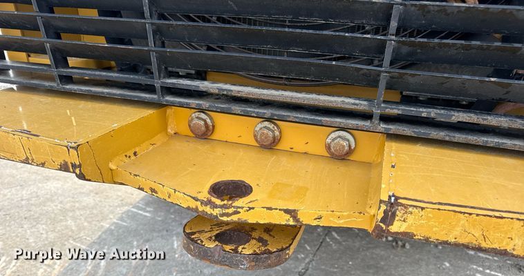 image for item DW3410 2016 Caterpillar 963K track loader