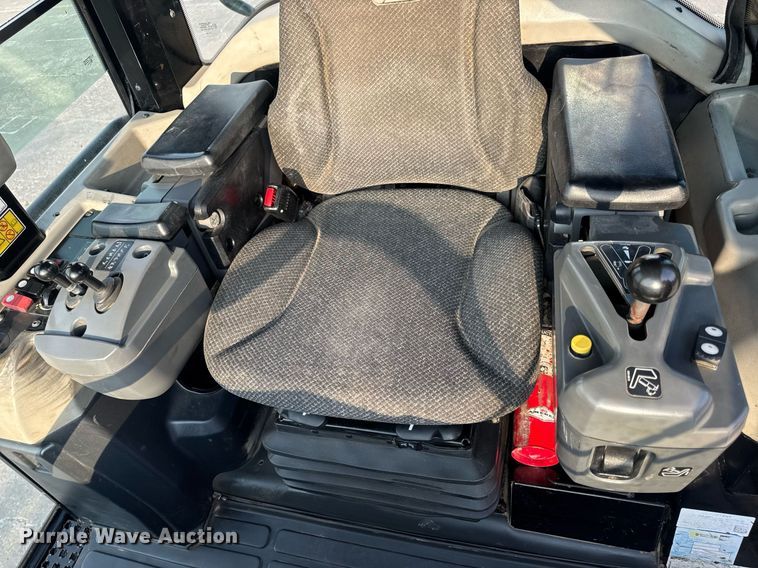 image for item DW3410 2016 Caterpillar 963K track loader