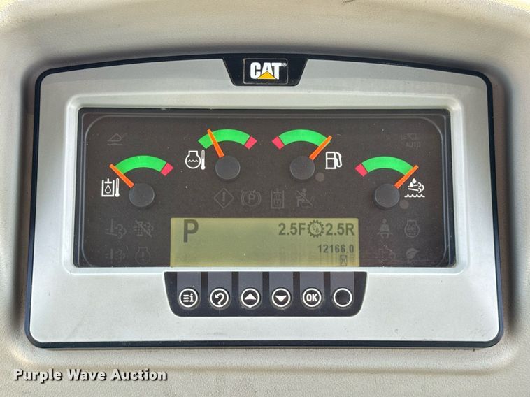 image for item DW3410 2016 Caterpillar 963K track loader