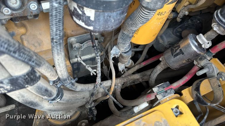 image for item DW3410 2016 Caterpillar 963K track loader