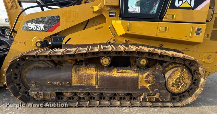 image for item DW3410 2016 Caterpillar 963K track loader