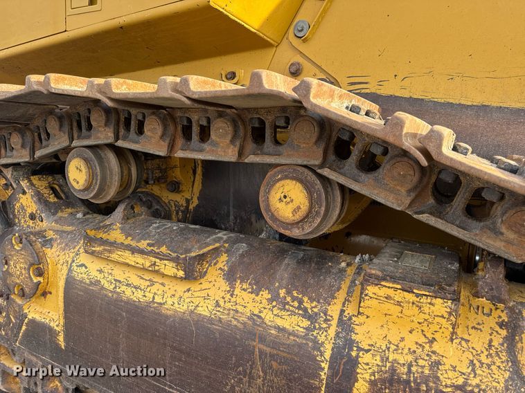 image for item DW3410 2016 Caterpillar 963K track loader