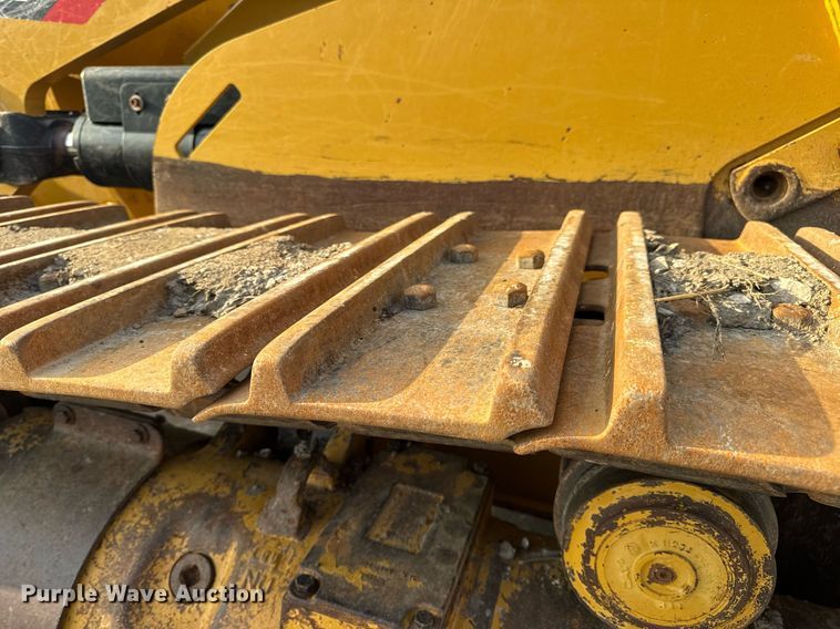 image for item DW3410 2016 Caterpillar 963K track loader