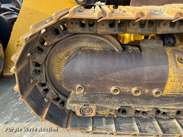 image for item DW3410 2016 Caterpillar 963K track loader