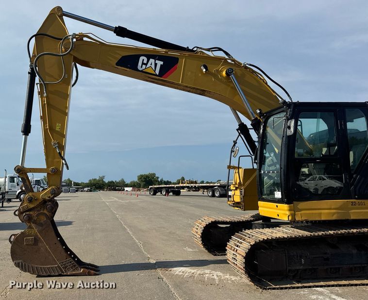 image for item DW3411 2016 Caterpillar 325F LCR excavator