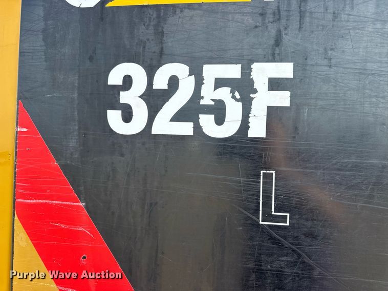 image for item DW3411 2016 Caterpillar 325F LCR excavator