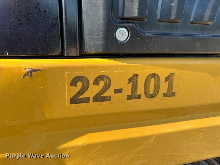 image for item DW3411 2016 Caterpillar 325F LCR excavator