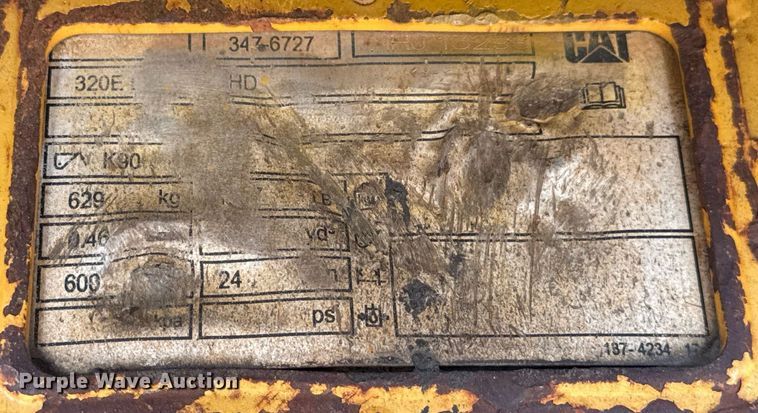 image for item DW3411 2016 Caterpillar 325F LCR excavator