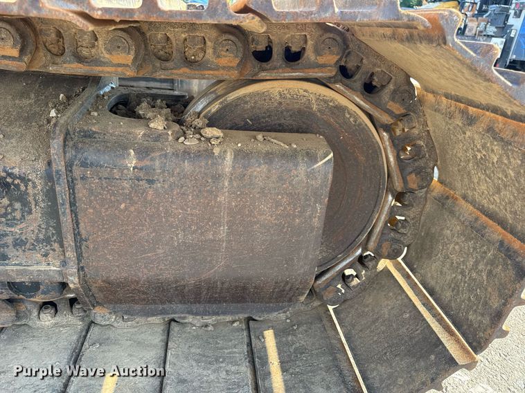 image for item DW3411 2016 Caterpillar 325F LCR excavator