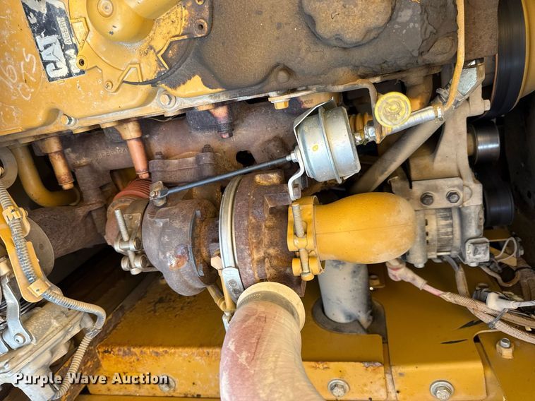 image for item DW3411 2016 Caterpillar 325F LCR excavator