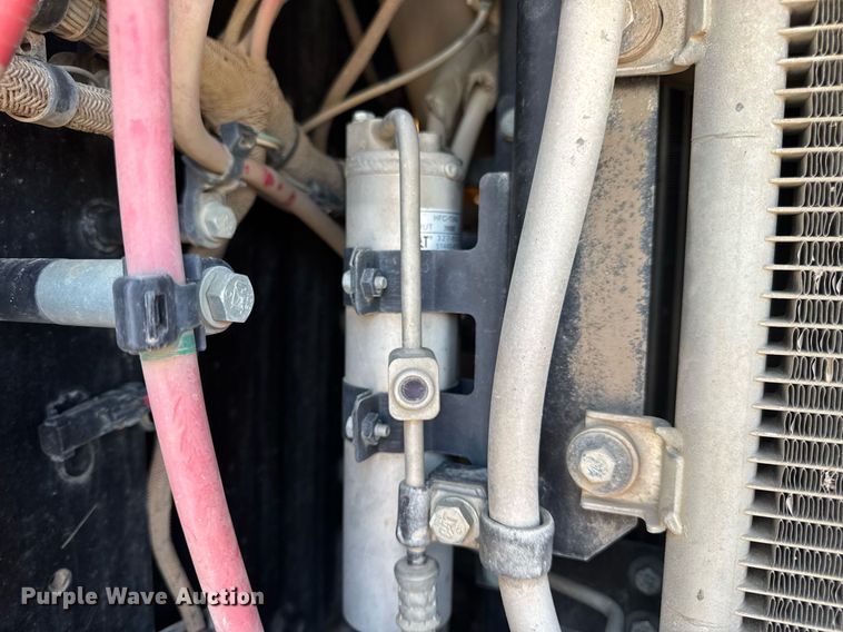 image for item DW3411 2016 Caterpillar 325F LCR excavator