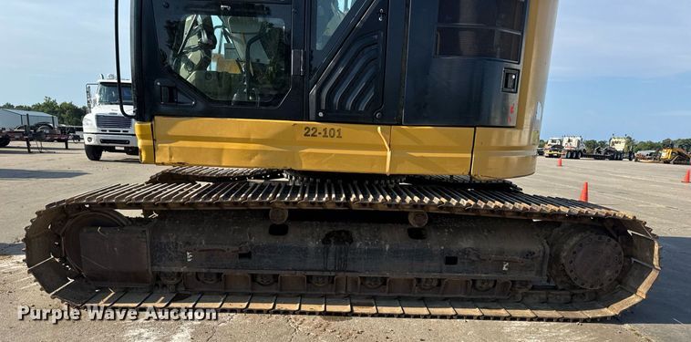 image for item DW3411 2016 Caterpillar 325F LCR excavator
