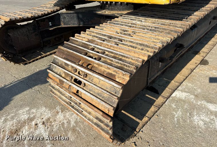 image for item DW3411 2016 Caterpillar 325F LCR excavator