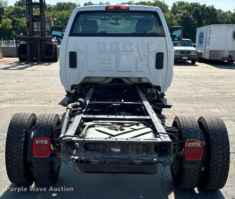 image for item DW3412 2020 Chevrolet Silverado 4500HD truck cab and chassis
