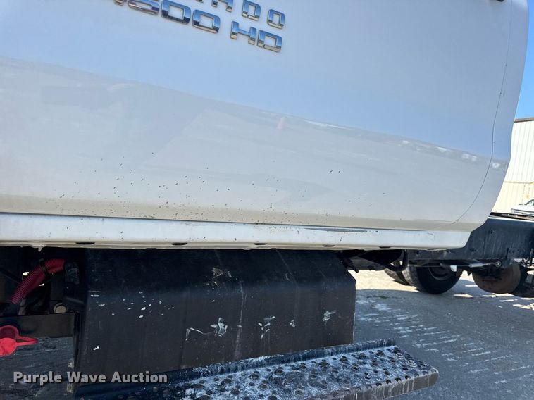 image for item DW3412 2020 Chevrolet Silverado 4500HD truck cab and chassis