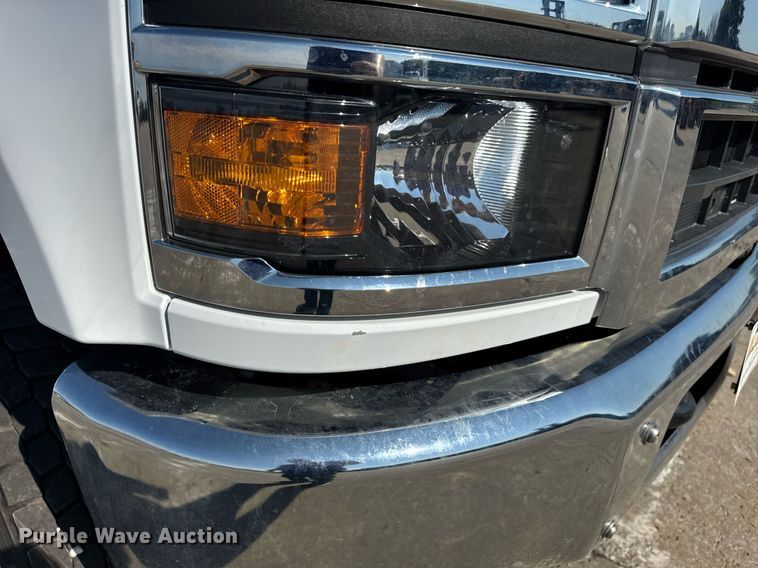 image for item DW3412 2020 Chevrolet Silverado 4500HD truck cab and chassis