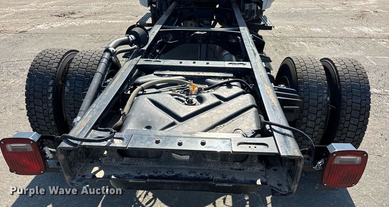 image for item DW3412 2020 Chevrolet Silverado 4500HD truck cab and chassis