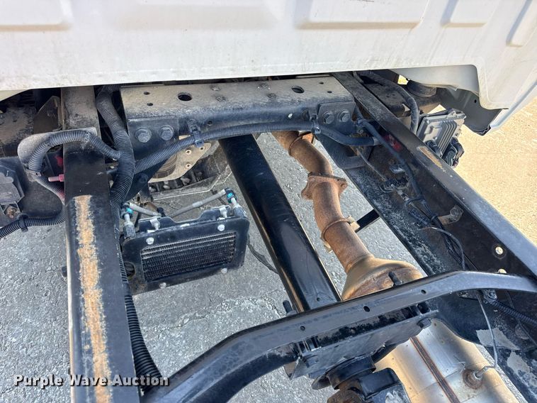 image for item DW3412 2020 Chevrolet Silverado 4500HD truck cab and chassis