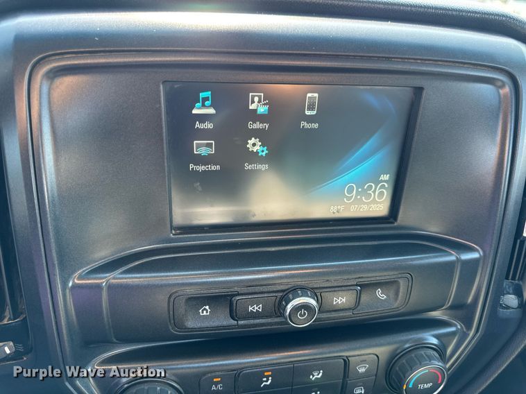 image for item DW3412 2020 Chevrolet Silverado 4500HD truck cab and chassis